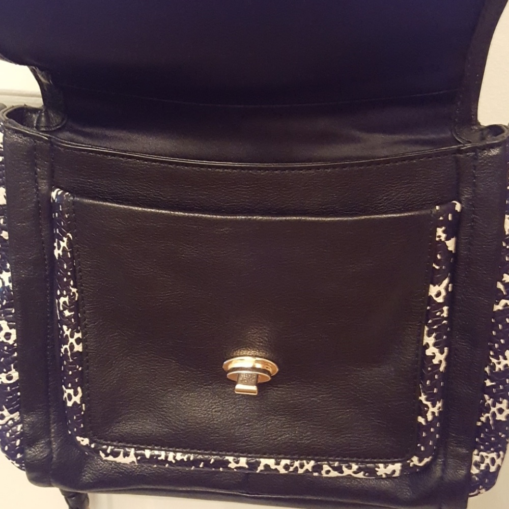 COACH - Picture 3 of 5